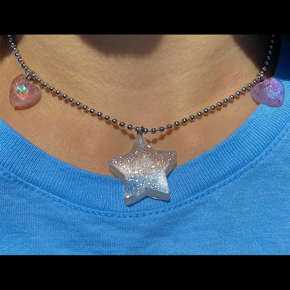 💜RESIN HEART STARRRR CHOKER💗